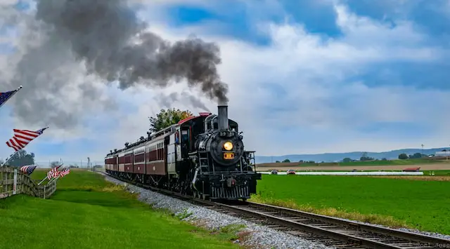 picture of a locomotive