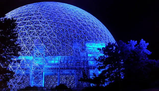 picture of a geodesic dome