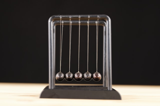 Picture of a Newton's Cradle