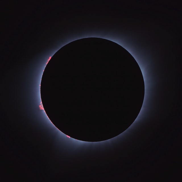 picture of a total eclipse