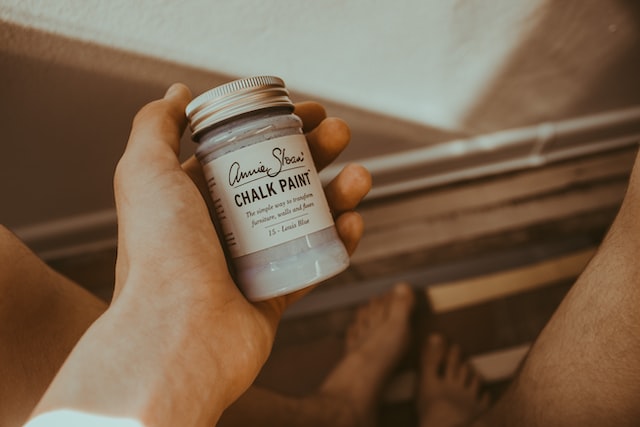 Picture of a bottle of chalk paint