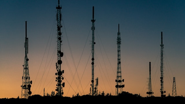 Picture of telecommunication towers