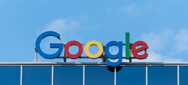 Picture of the google cooperation billboard