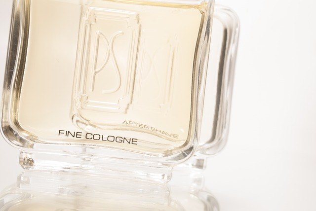 Picture of a bottle of cologne 