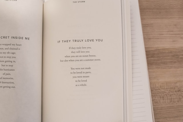 Picture of a poem book