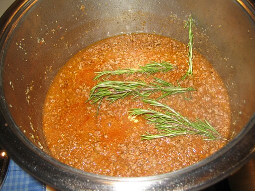 picture of ragu sauce being made