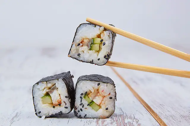 picture of sushi 