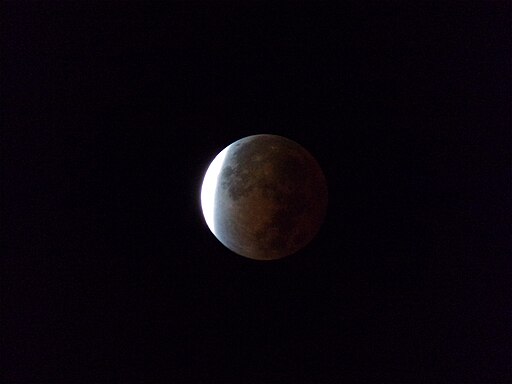 picture of a penumbra during a lunar eclipse 