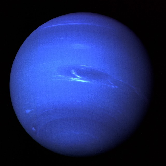 picture of the planet Neptune 