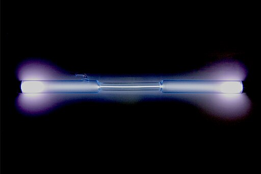 picture of a xenon discharge tube 